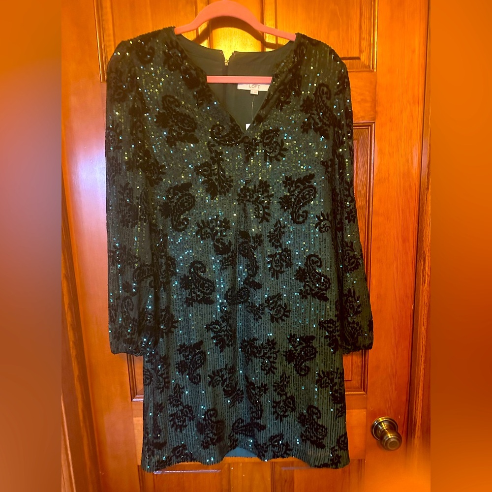 Loft dark  green sequin shift Size 10 NWT